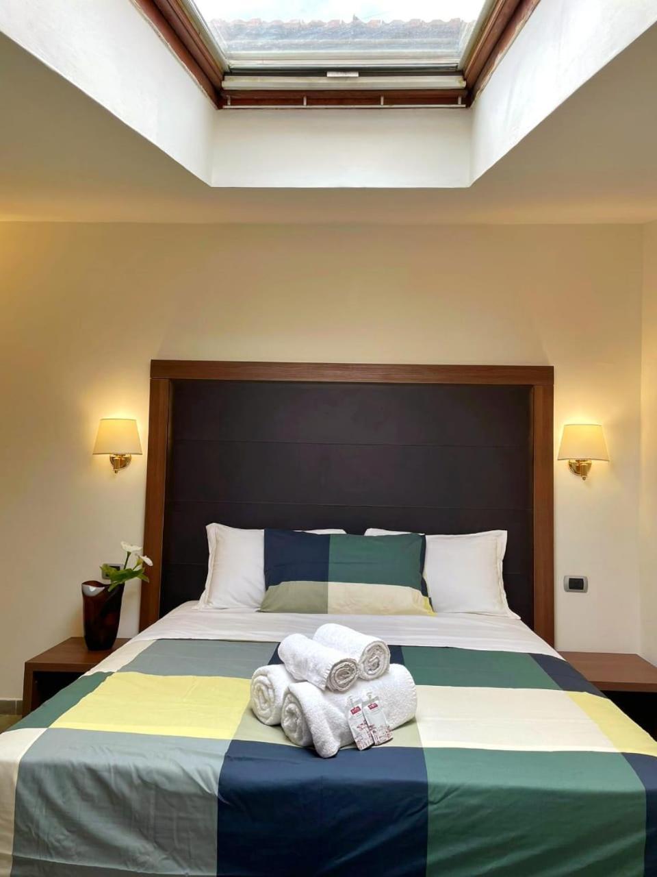 Hotel Attic Garden Roma Esterno foto