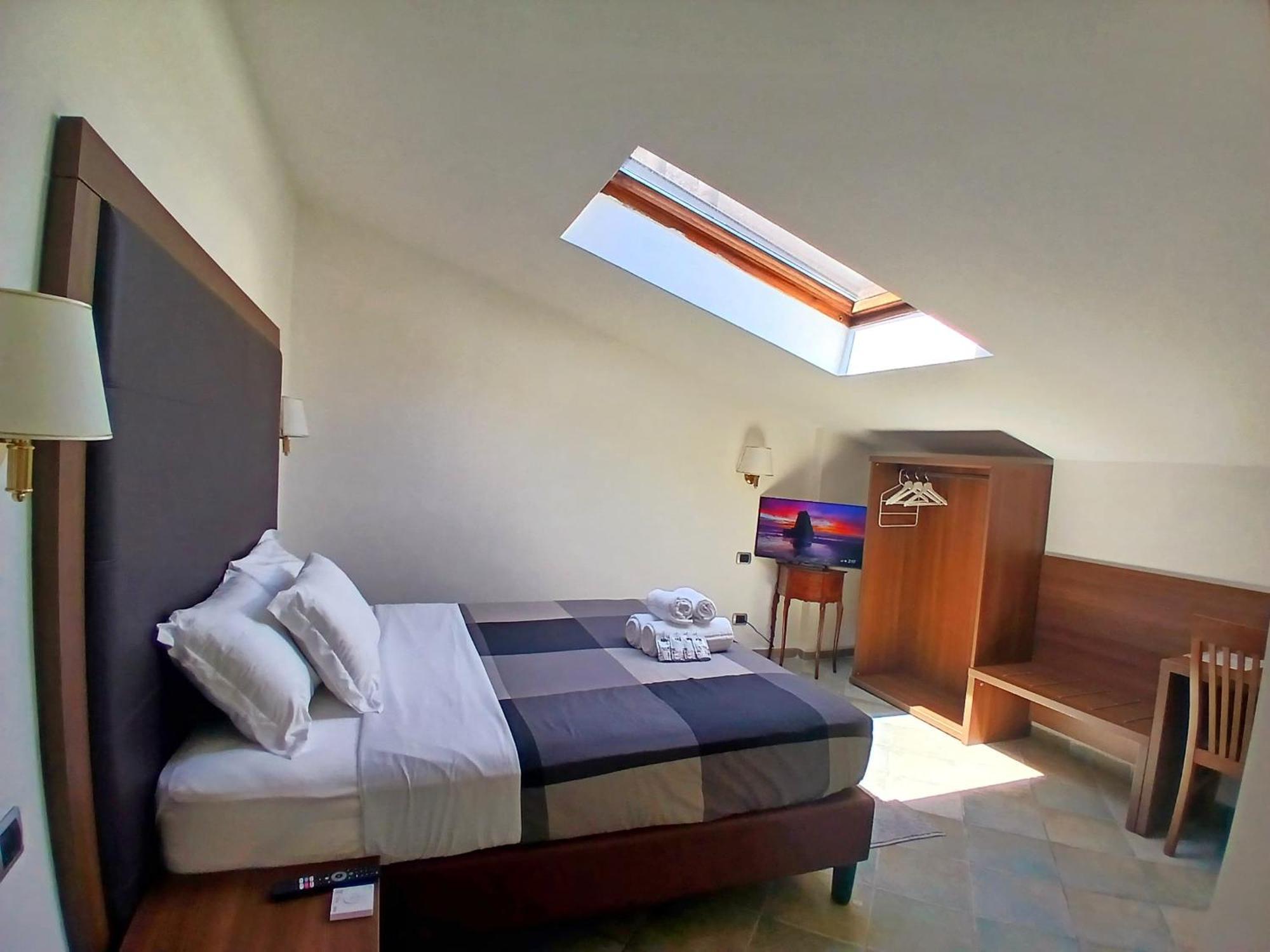 Hotel Attic Garden Roma Esterno foto