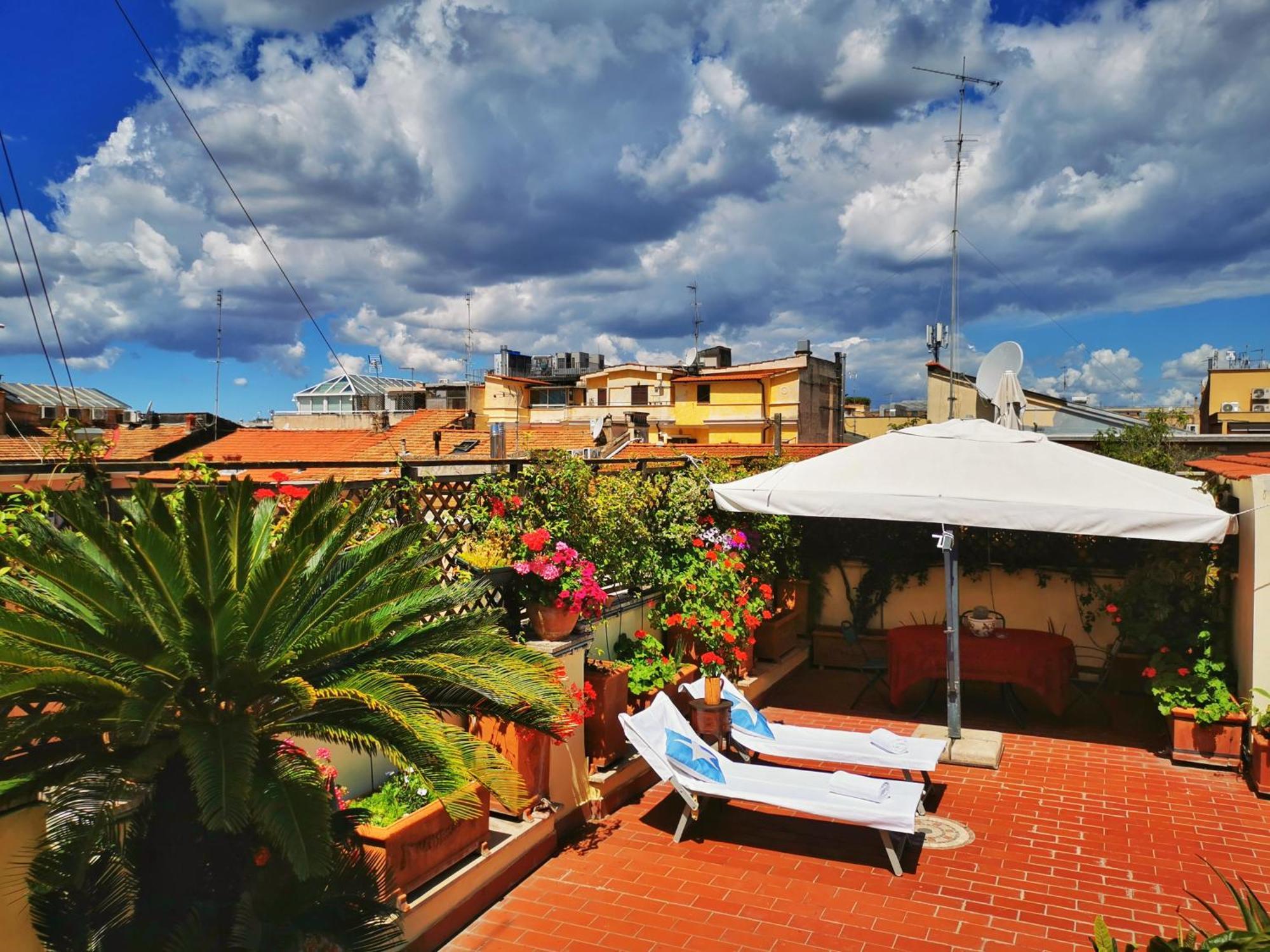 Hotel Attic Garden Roma Esterno foto